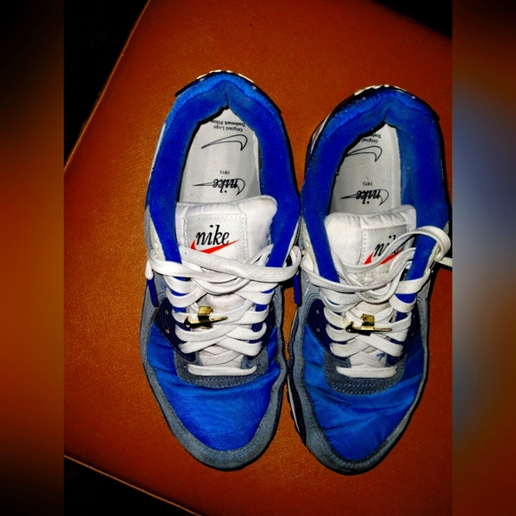 NIKE Air Max First Use Signal Blue 💙 women's size 8.5 - Picture 10 of 10